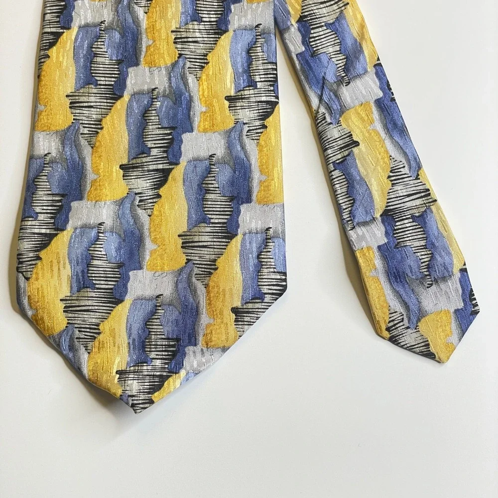 Cocktail Collection Vintage Wine Necktie Mens Blue Yellow Silk Abstract Mod Work